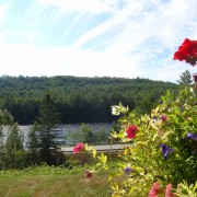 Inn-by-the-river-01.jpg